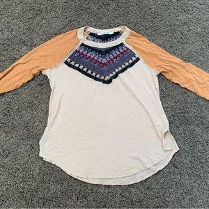 Free People We the Free Spring Bound Crochet Yoke Boho Linen Blend Top S Raglan